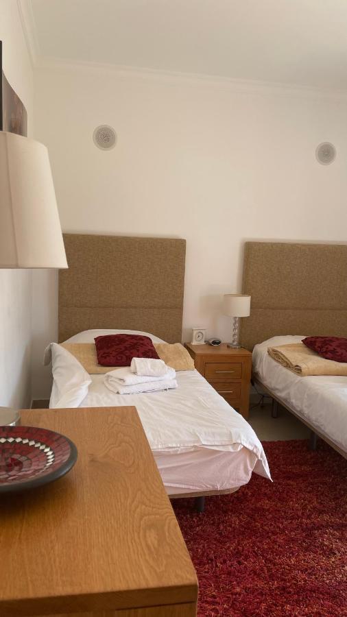 Amazing 2 Bedroom Apartment Near Beach With Pool Λάγος Εξωτερικό φωτογραφία
